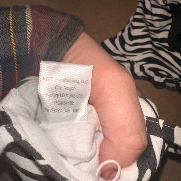 Adorable Zebra Print outfit for American Girl or any 18” Doll - Picture 3 of 5